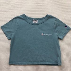 Champion Cropped Cropped Tee!!